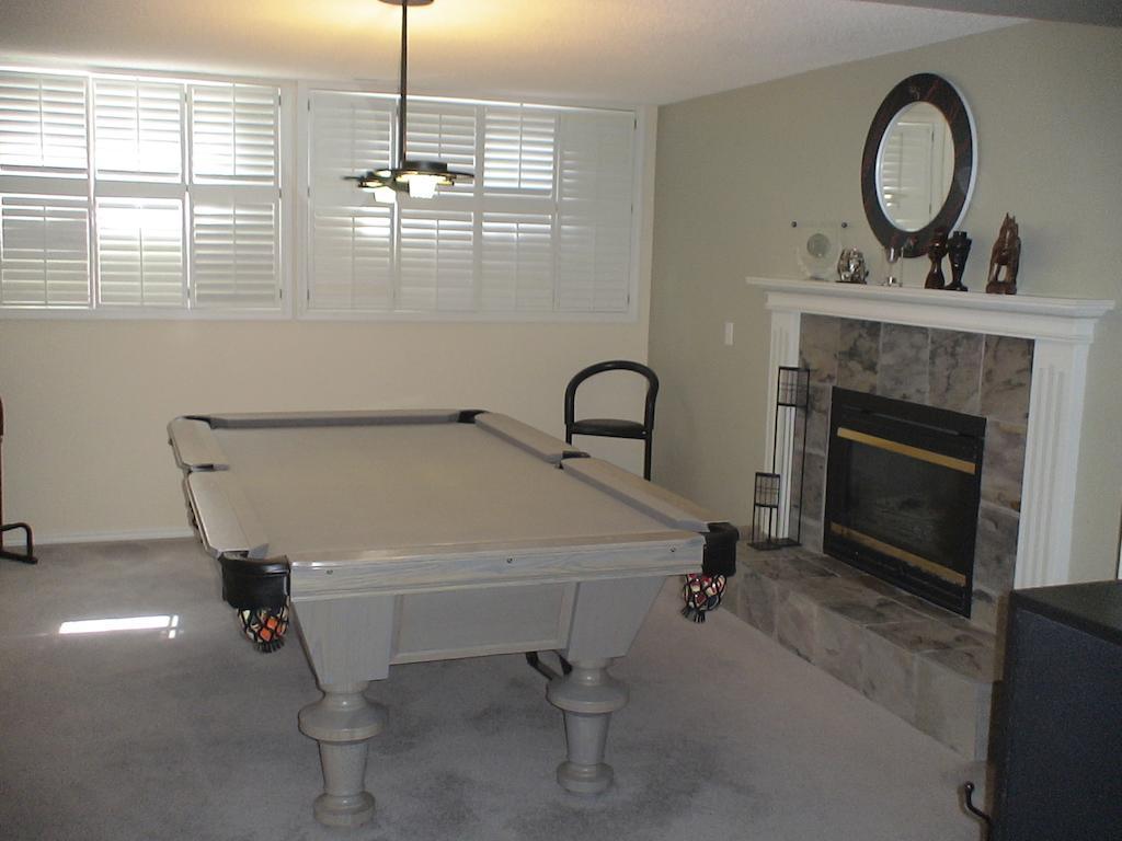 Redwood Meadows Bed And Breakfast Bragg Creek Luaran gambar