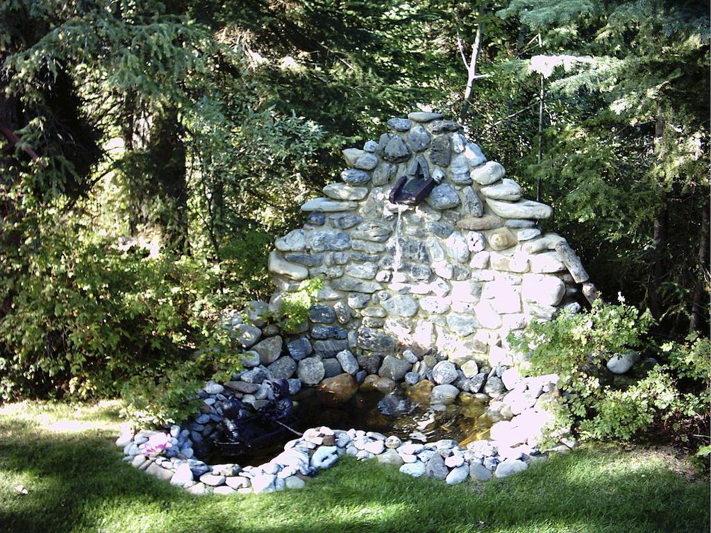 Redwood Meadows Bed And Breakfast Bragg Creek Luaran gambar